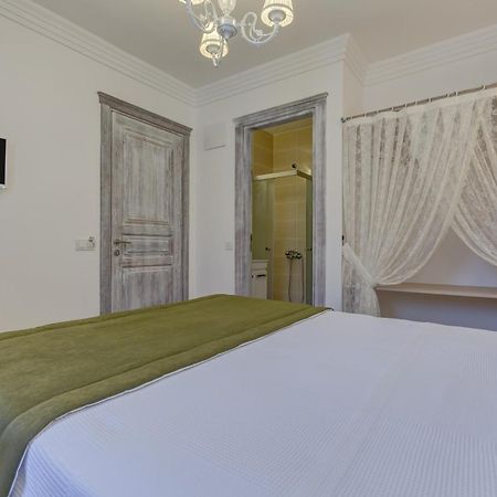 Bellapietra Hotel Алакати Стая снимка